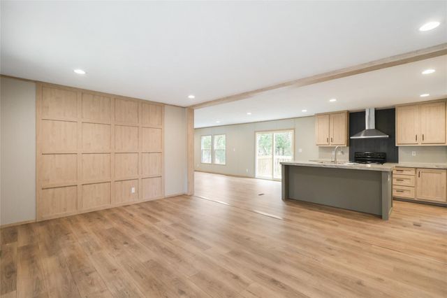 3332 Fm 1697, Ledbetter, TX 78946