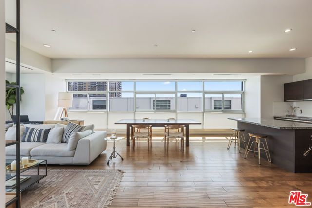 3111 Via Dolce 404, Marina Del Rey, CA 90292