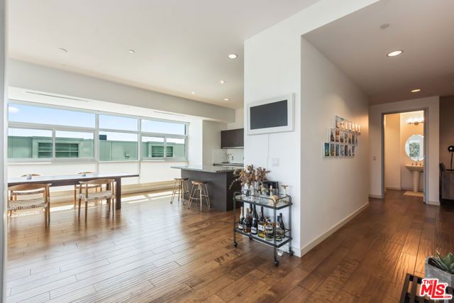 3111 Via Dolce 404, Marina Del Rey, CA 90292