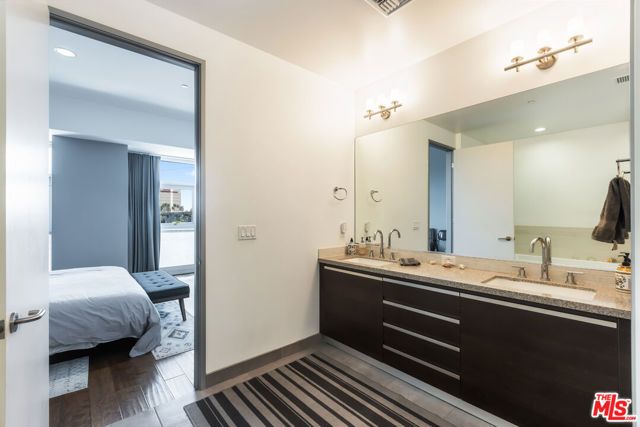 3111 Via Dolce 404, Marina Del Rey, CA 90292