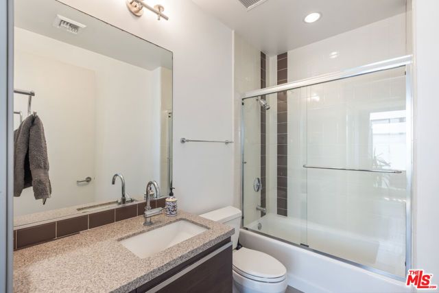 3111 Via Dolce 404, Marina Del Rey, CA 90292