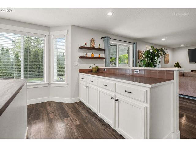 1405 Ne 14TH Pl, Canby, OR 97013