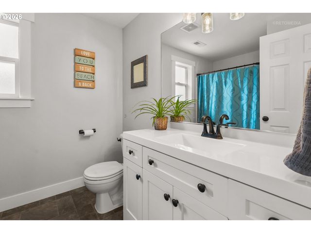 1405 Ne 14TH Pl, Canby, OR 97013