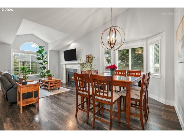 1405 Ne 14TH Pl, Canby, OR 97013