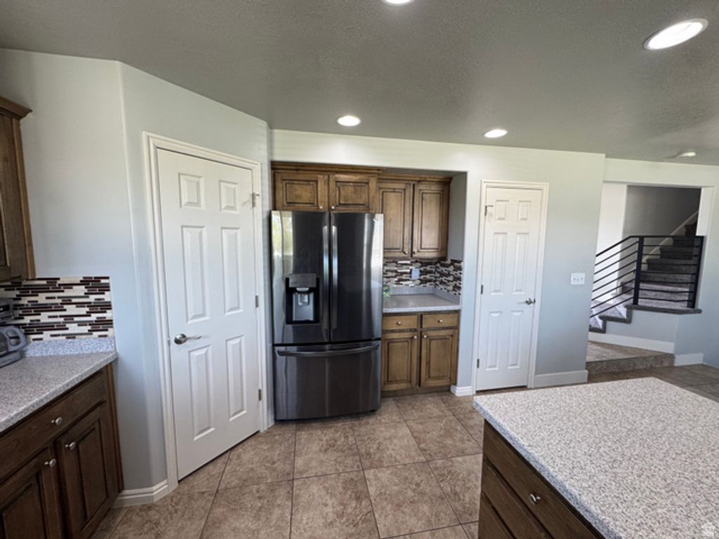 Image 25 of property listing at 5577 S 4650 W, Hooper, UT 84315