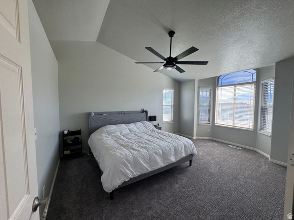 Image 38 of property listing at 5577 S 4650 W, Hooper, UT 84315