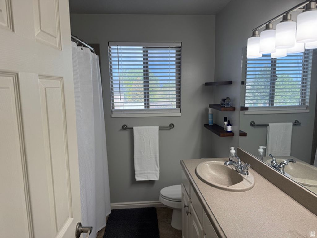 Image 50 of property listing at 5577 S 4650 W, Hooper, UT 84315