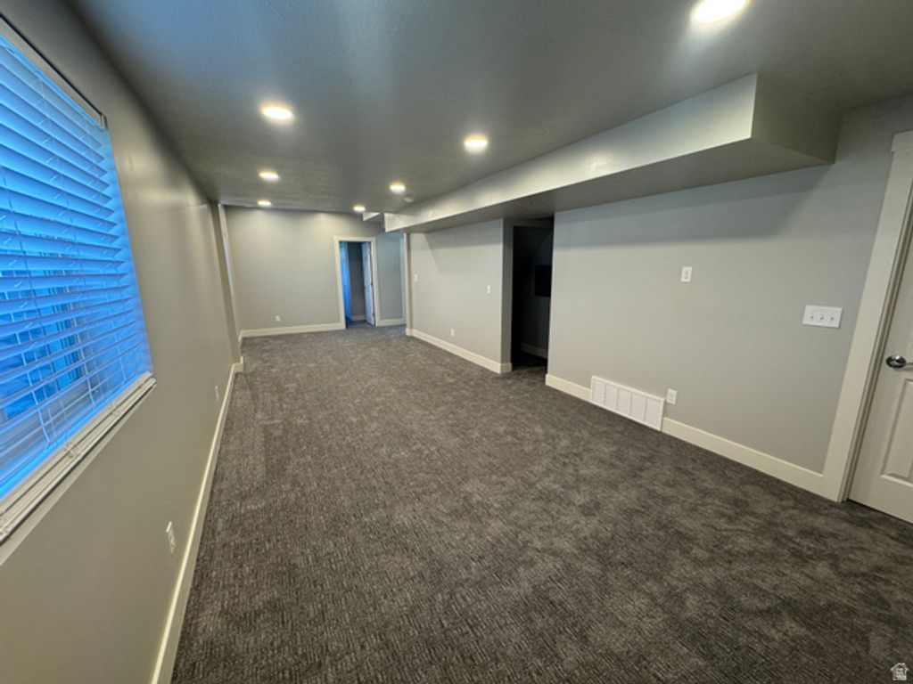 Image 53 of property listing at 5577 S 4650 W, Hooper, UT 84315