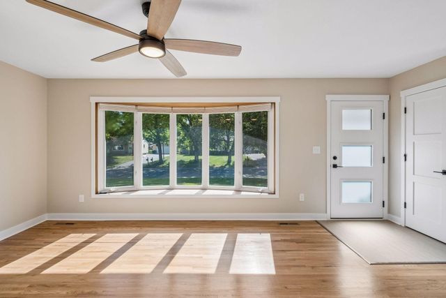 5919 Carlson Street, Shoreview, MN 55126