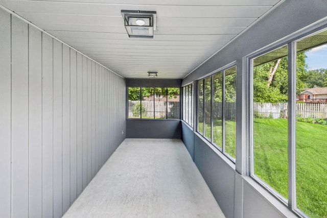 5919 Carlson Street, Shoreview, MN 55126