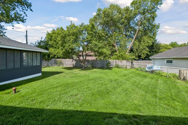 5919 Carlson Street, Shoreview, MN 55126