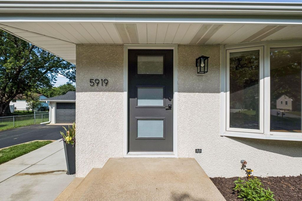 5919 Carlson Street, Shoreview, MN 55126 — photo 5