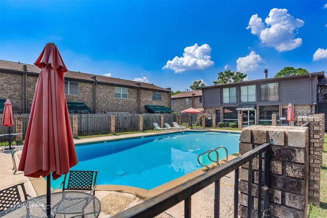 1820 E Kings Highway 42, Shreveport, LA 71105