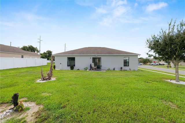 215 CHICAGO AVENUE W, Haines City, FL 33844