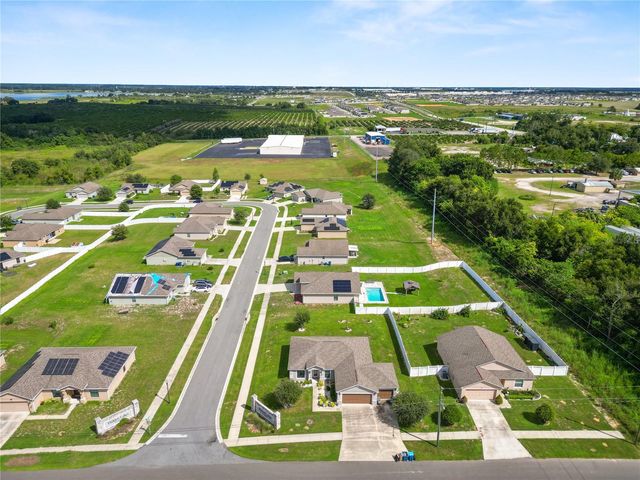 215 CHICAGO AVENUE W, Haines City, FL 33844
