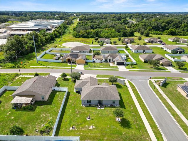 215 CHICAGO AVENUE W, Haines City, FL 33844