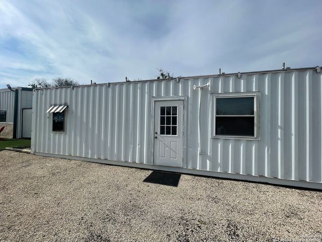 1206 HAECKERVILLE RD, Cibolo, TX 78108