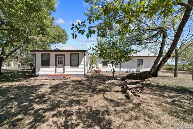 1206 HAECKERVILLE RD, Cibolo, TX 78108