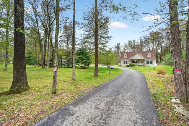 31 Roe Road, Bloomingburg, NY 12721