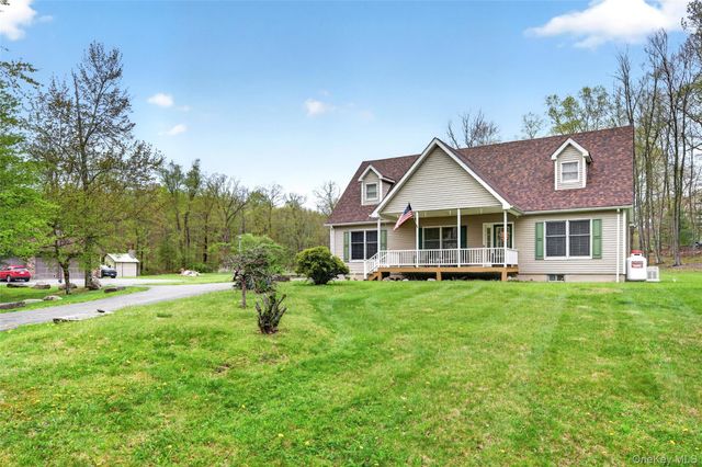 31 Roe Road, Bloomingburg, NY 12721