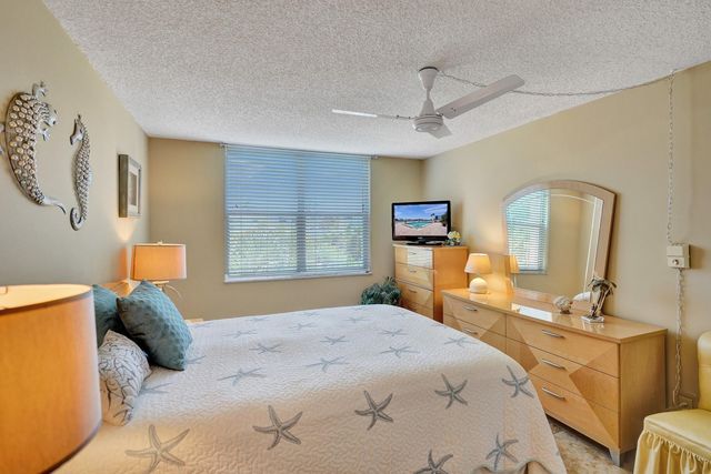 2000 S FEDERAL Highway 307, Boynton Beach, FL 33435