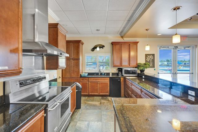 2000 S FEDERAL Highway 307, Boynton Beach, FL 33435