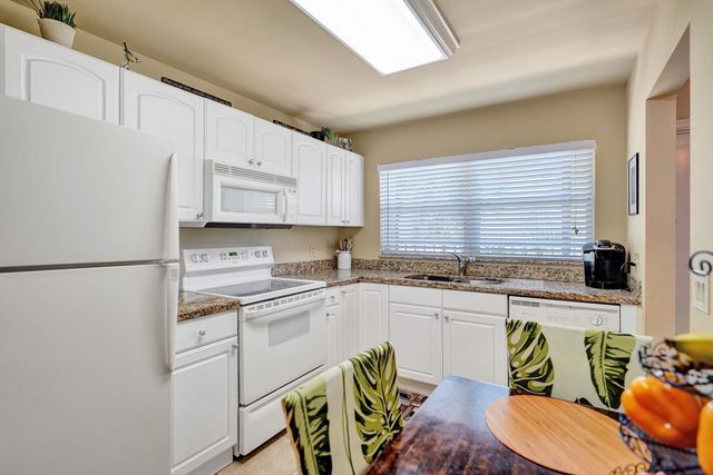 2000 S FEDERAL Highway 307, Boynton Beach, FL 33435