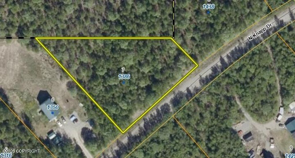 1386 N Knapp Drive, Big Lake, AK 99652