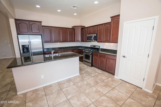 1804 PRAIRIE GRASS Drive, Sierra Vista, AZ 85635