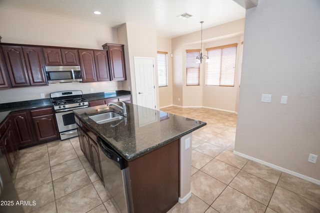 1804 PRAIRIE GRASS Drive, Sierra Vista, AZ 85635