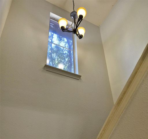 1139 Emmitt RUN, Austin, TX 78721
