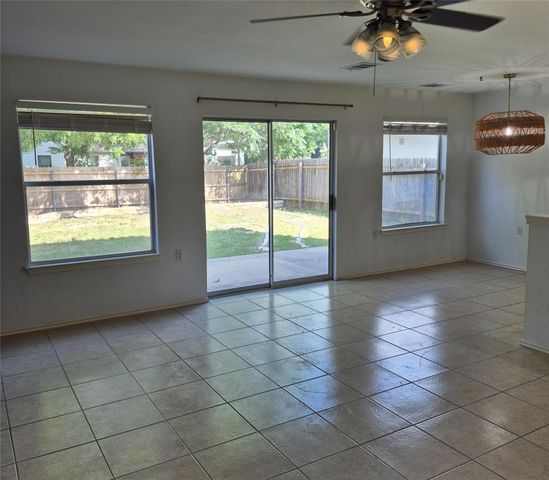 1139 Emmitt RUN, Austin, TX 78721