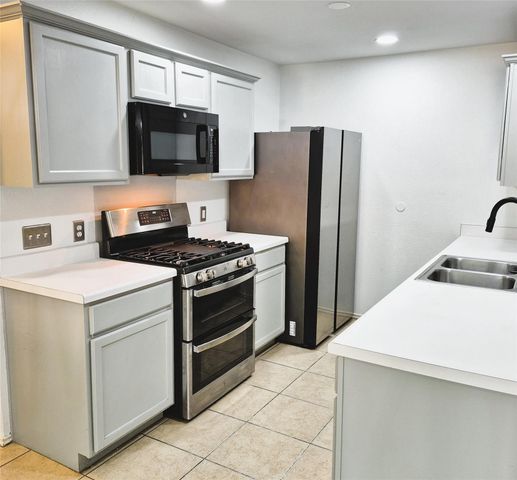 1139 Emmitt RUN, Austin, TX 78721