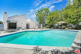 21333 Lassen Street 8B, Los Angeles, CA 91311