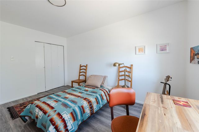 1707 Callejon Zenaida, Santa Fe, NM 87501
