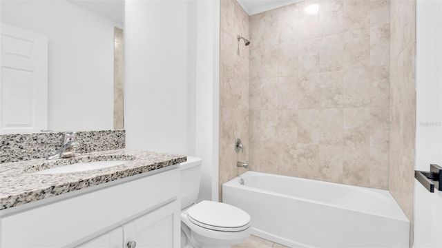 12264 HILLTOP FARMS DRIVE, Dade City, FL 33525