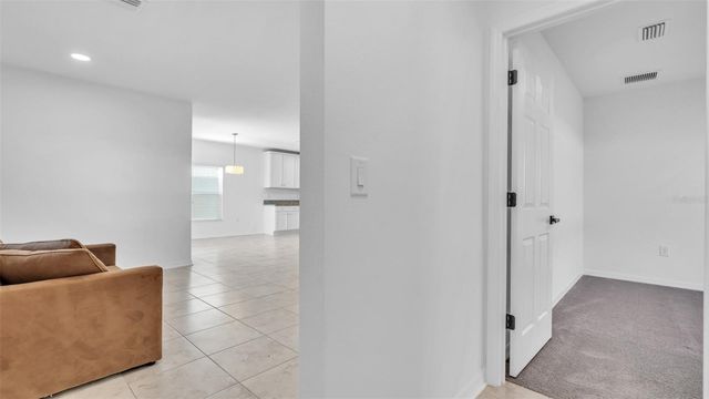 12264 HILLTOP FARMS DRIVE, Dade City, FL 33525