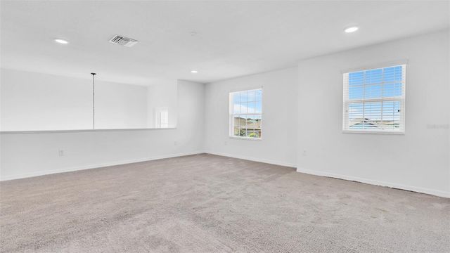 12264 HILLTOP FARMS DRIVE, Dade City, FL 33525