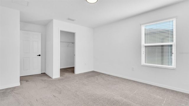 12264 HILLTOP FARMS DRIVE, Dade City, FL 33525