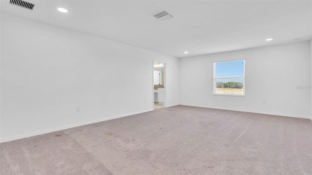 12264 HILLTOP FARMS DRIVE, Dade City, FL 33525