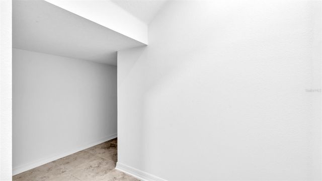 12264 HILLTOP FARMS DRIVE, Dade City, FL 33525