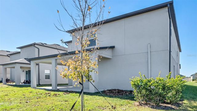 12264 HILLTOP FARMS DRIVE, Dade City, FL 33525