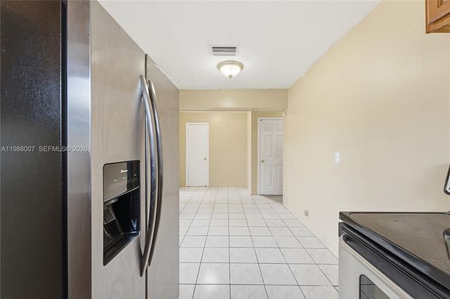1017 NW 8th Street, Hallandale Beach, FL 33009