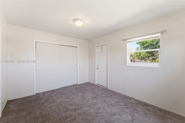 1017 NW 8th Street, Hallandale Beach, FL 33009