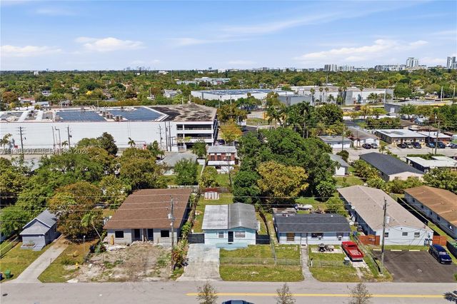 1017 NW 8th Street, Hallandale Beach, FL 33009