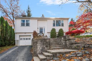 40 Paolino Street, Johnston, RI 02919