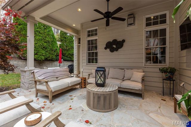 1479 Country Lake Estates Drive, Chesterfield, MO 63005