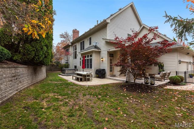 1479 Country Lake Estates Drive, Chesterfield, MO 63005