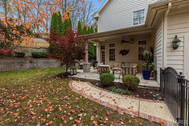 1479 Country Lake Estates Drive, Chesterfield, MO 63005