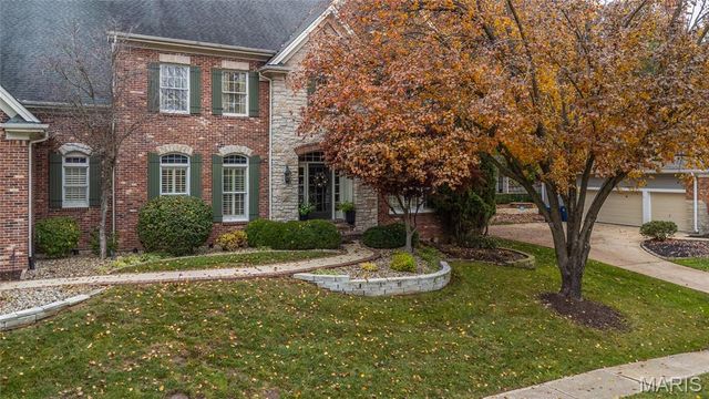 1479 Country Lake Estates Drive, Chesterfield, MO 63005